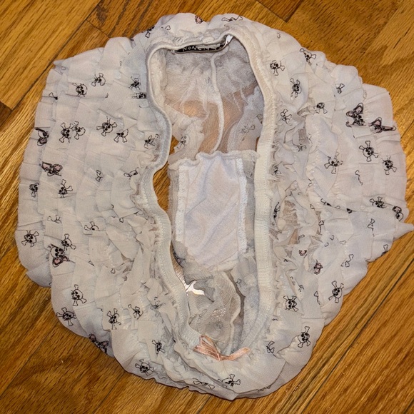 3 Honeydew Ruffle Panties Boyshorts Little Skulls, Libra Scales Sz Small - Picture 7 of 7
